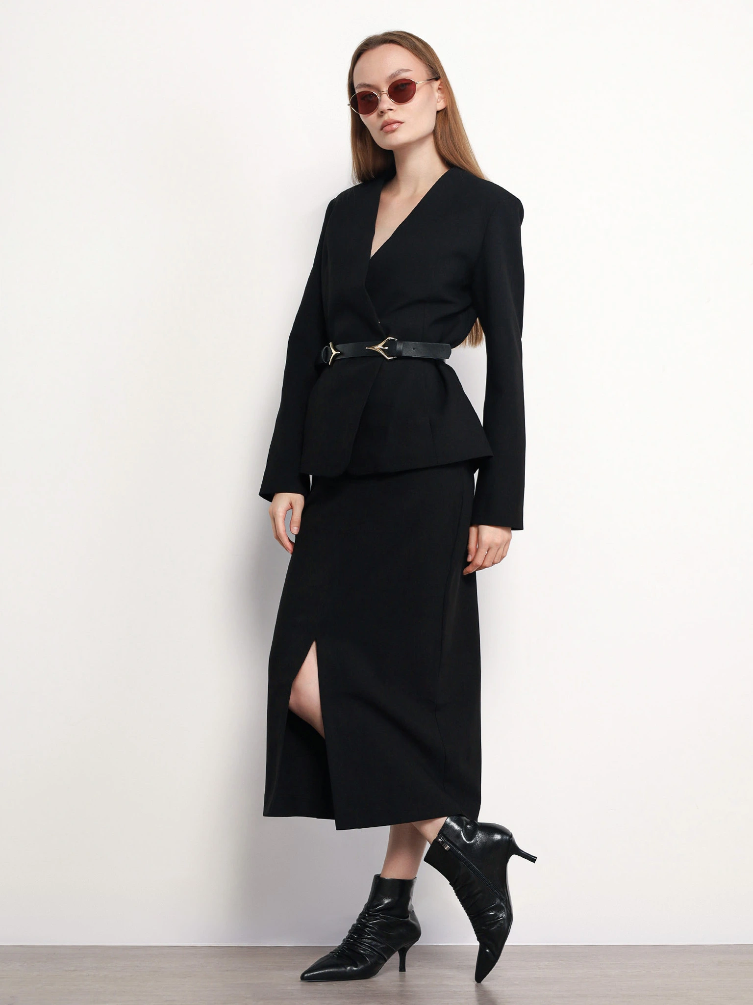 Юбка черного цвета с эластичным поясом